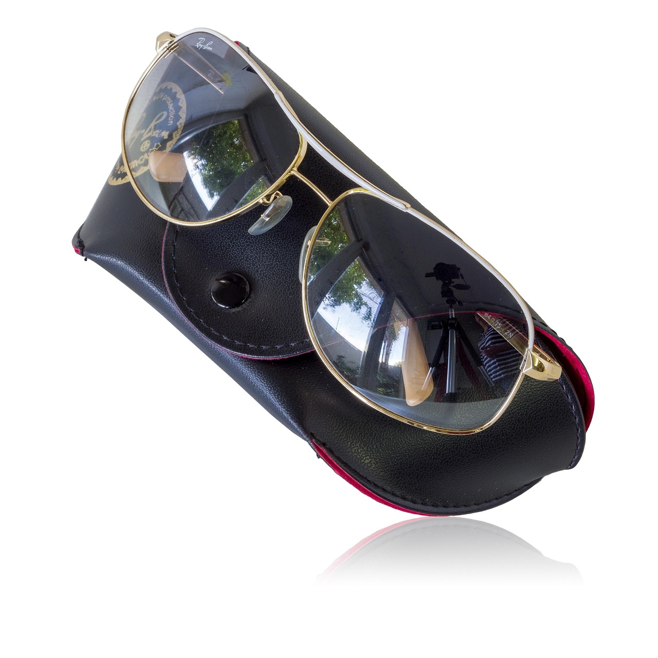 Burgundy Round Metal Sunglasses